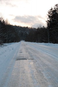 399px-ice_road_in_hokkaido_001